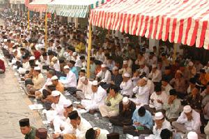 Syamsul Arifin dan Ulama Bangun Komitmen ke-Islaman