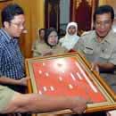 Peninggalan Palembang Darussalam Diserahkan Warga
