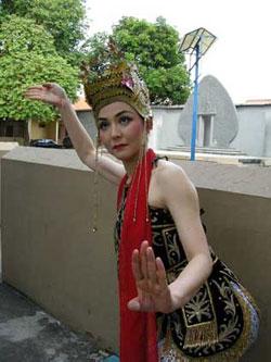 Uki Naka: Promoting RI Dance in Tokyo
