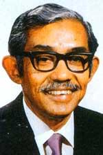 Raja Nazrin: Tun Dr Ismail A Malay Patriot But Not A Racist