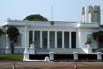 Masyarakat Ancam Duduki Istana Bila Natuna Jadi Tempat Latihan Militer