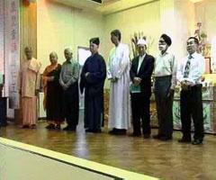 Ten major faiths celebrate Singapore`s 42nd birthday