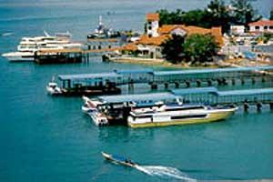 Gubernur Kepulauan Riau: Pelaksanaan FTZ Batam Tunggu UU