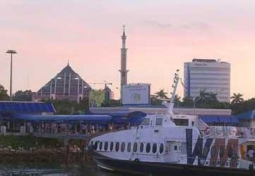 Pertemukan Seniman Empat Negara