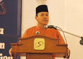 Gubernur Riau Ajak Pers di Riau Cari Solusi