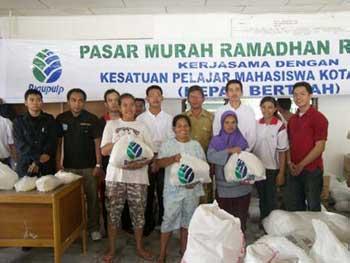 Pasar Murah Ramadhan Riaupulp di Pekanbaru Diserbu Warga