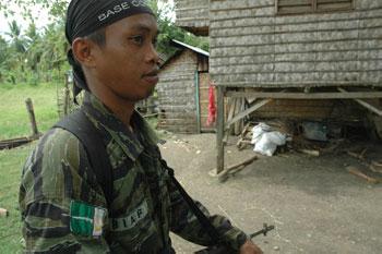 Malaysia monitors not pulling out of Philippines: report