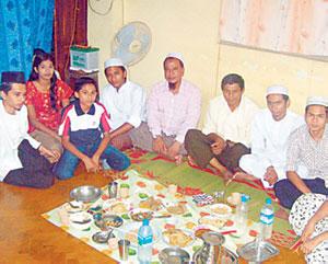 Berlebaran dengan Keluarga Muslim di Yangon, Myanmar