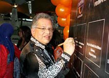 Malaysians In Jakarta Continue With Open House Tradition