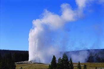 Investor Asing `Antri` Kembangkan Energi Geothermal di Indonesia
