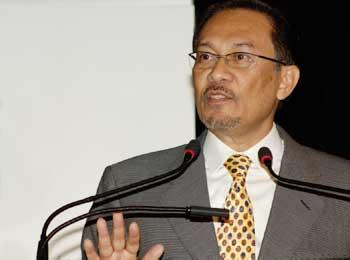 Elite Politik Malaysia Angkuh