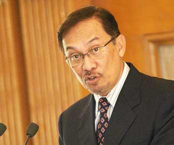 Anwar Ibrahim Harapkan Indonesia Pimpin Dunia Islam