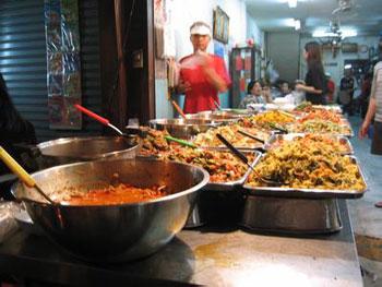 Buddhist Thai food delights Malaysia`s Muslim palate