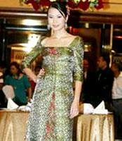 Glamour for the blushing bride