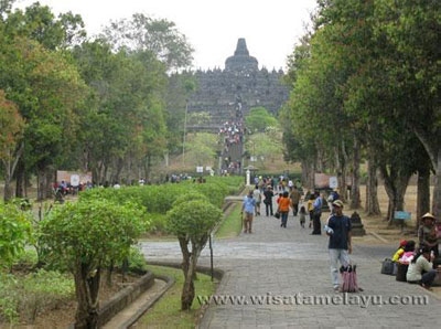 Seniman Borobudur Silaturahmi Lewat Doa Budaya 