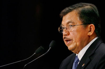 Jusuf Kalla Sampaikan Pidato Kebudayaan di Padang