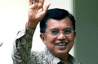 Kalla Berziarah ke Makam Sultan Johor