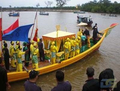 Kerajaan Amantubillah Gelar Perayaan Robo-robo