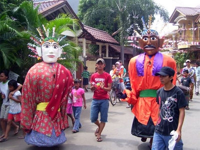 Betawi Arts Center Should Include the Marginal