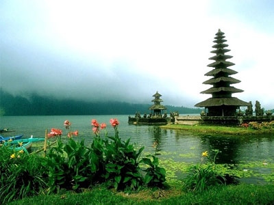 Foreign Tourists to Bali Seeking Composure