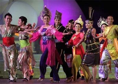 Thousands Flock to Festival Malaysia in Melbourne