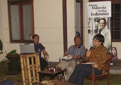 Orang Malaysia Melihat Indonesia