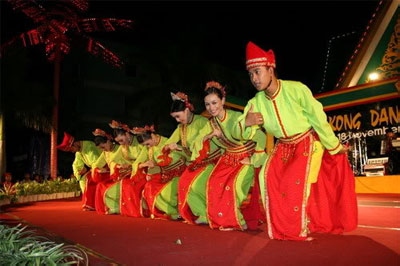 Brunei, M’sia Bolster Cultural Ties Through `Titian Budaya`