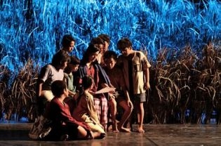 Laskar Pelangi Holds Its Tune