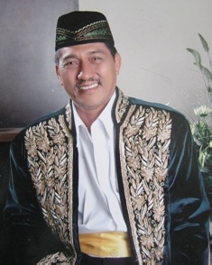 Raja Bali Hadiri Pelantikan Raja Sirisori Islam