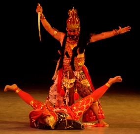 Pentas Seni-Budaya Asli Indonesia Penuhi Agenda GKJ April 2011