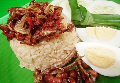 Celebrity Chefs Serve Gourmet Malay Meal for Charity