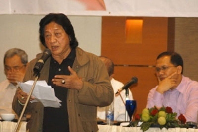 Sastrawan Yogyakarta Gelar Malam "Tribute to Rendra"