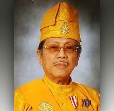 Buku Mahkota dan Adat Melayu Resmi Diluncurkan