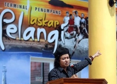 Wow, Laskar Pelangi Segera Diterbitkan di Lima Negara