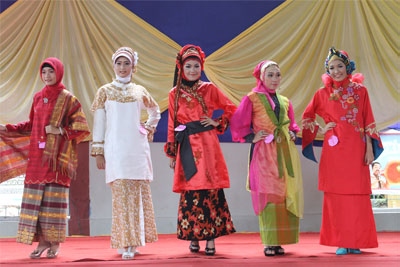 Pemkab Pasaman Ajak Warga Pertahankan Tradisi Minangkabau