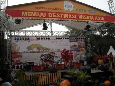 Kuliner dan Budaya Belitung di Parkir Timur Senayan
