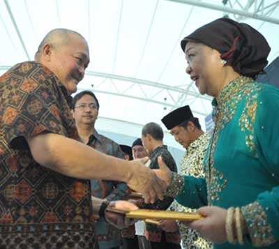 DKSS Anugerahi Pelaku Seni Sumsel