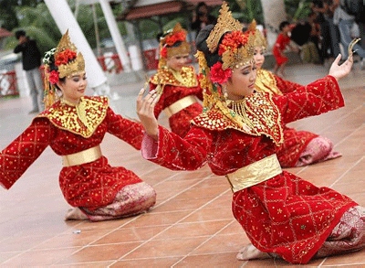 Festival Budaya Potensial Menarik Wisatawan
