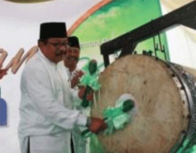 Gubernur Jatim Luncurkan "Suroboyo Sarungan" Sambut Ramadhan