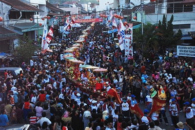 Kemeriahan Karnaval Budaya Multikultural Padang