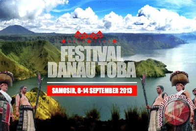"Solu Bolon" Tandai Festival Danau Toba