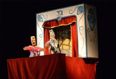 Menonton Wayang ala Italia
