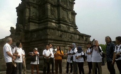8 Negara Peduli Warisan Budaya Kunjungi Candi Prambanan