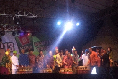 Gubernur Bengkulu Buka Festival Tabot 2013