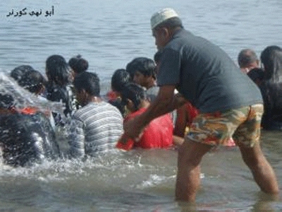 Mandi Safar, Tradisi Menyucikan Diri di Laut