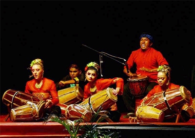 Karawang Gelar Festival Rampak Kendang