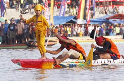 Pacu Jalur Kuansing 2014 Dimulai Juni