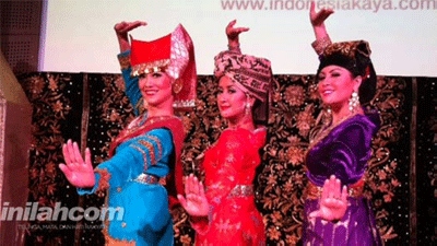 Cinta Budaya, Be3 Bawakan Tarian Minang