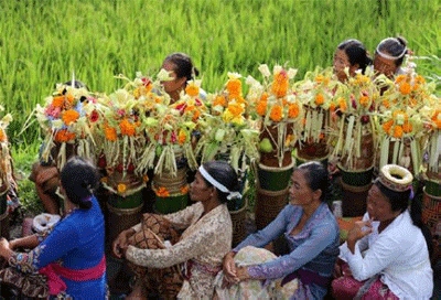 Parade Budaya menyambut HUT Kota Gianyar