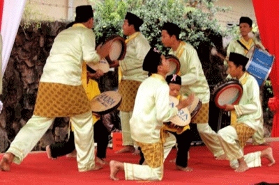 Festival Kompangan JE Dimeriahkan 1.000 Penabuh